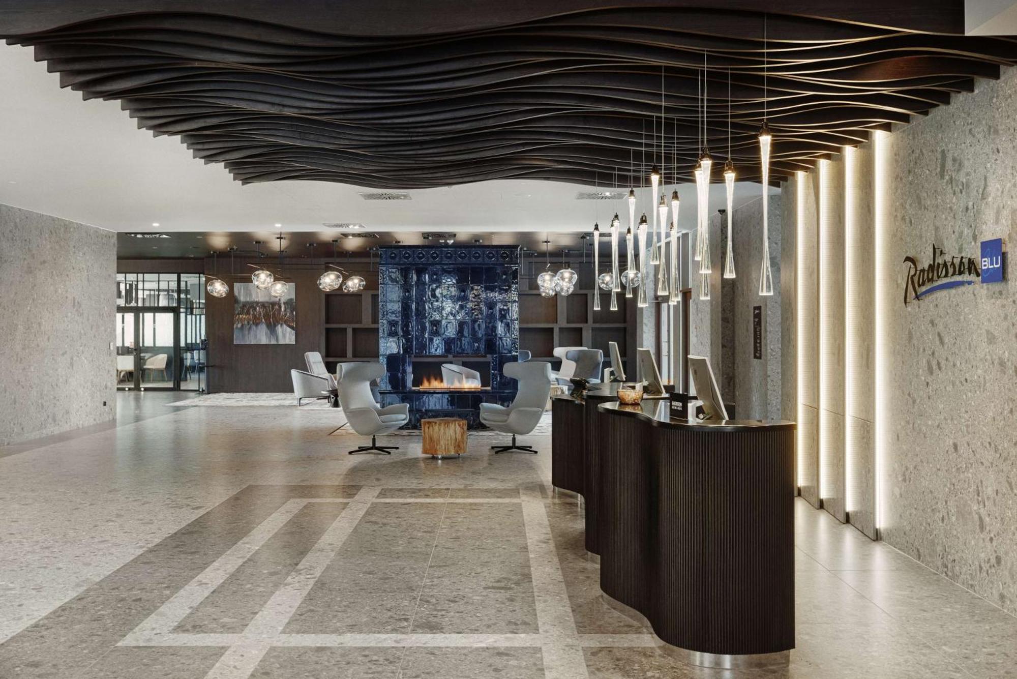 Radisson Blu Resort & Conference Center, Ostroda Mazury Luaran gambar The lobby of Radisson Blu Hotel, Belgrade