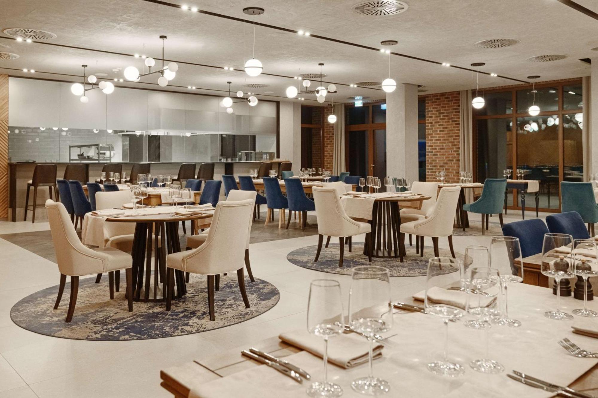 Radisson Blu Resort & Conference Center, Ostroda Mazury Luaran gambar Restaurant